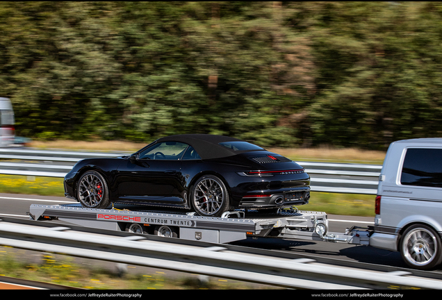 Porsche 992 Carrera S Cabriolet