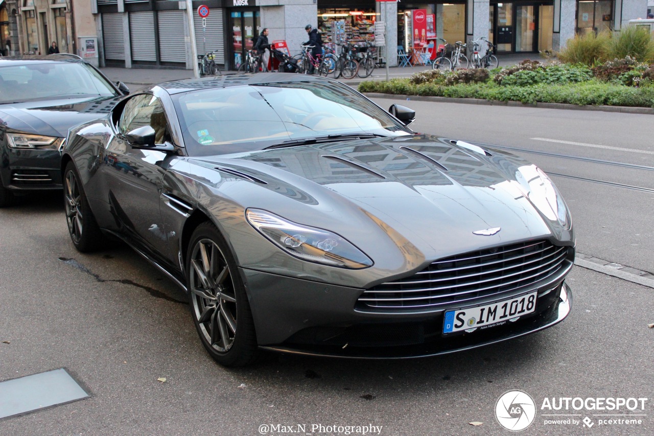 Aston Martin DB11