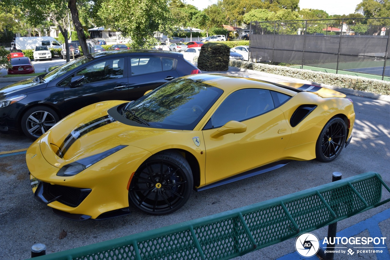 Ferrari 488 Pista