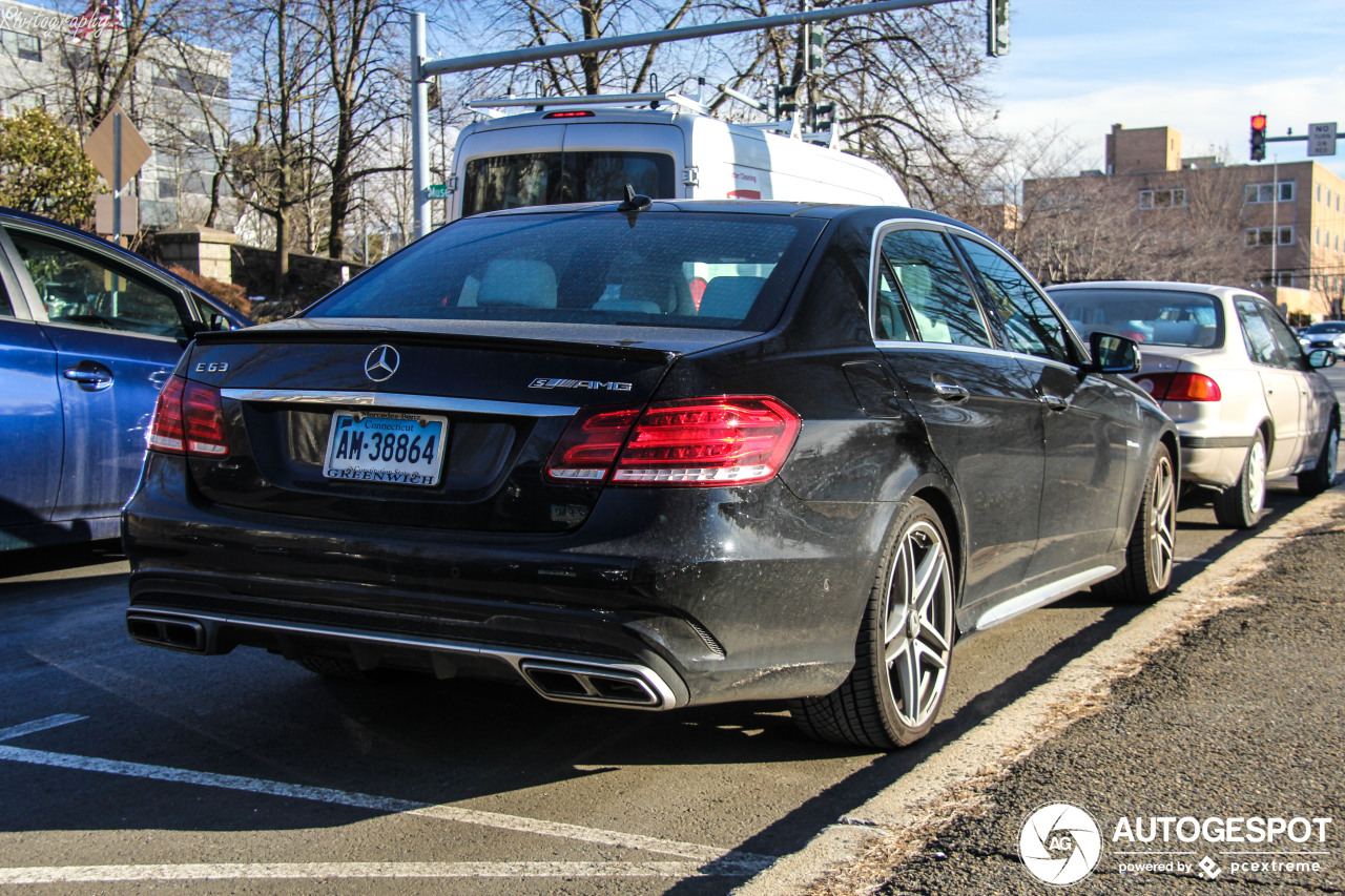 Mercedes-Benz E 63 AMG S W212