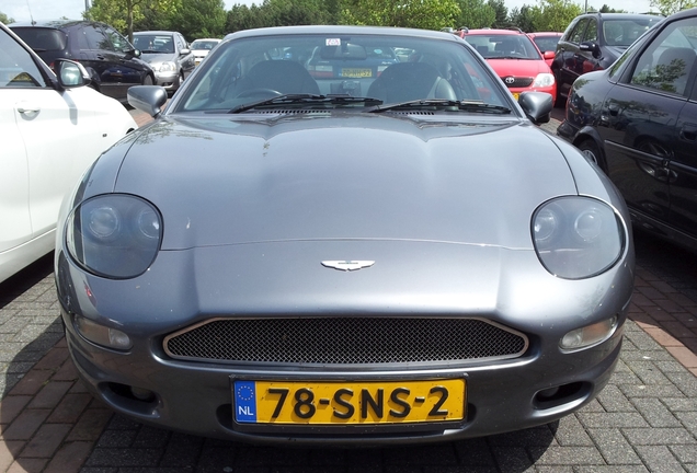 Aston Martin DB7