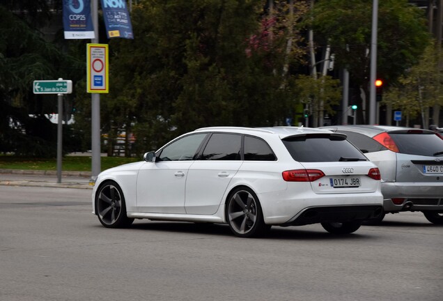 Audi RS4 Avant B8