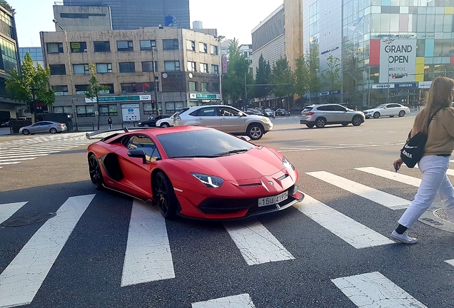 Lamborghini Aventador LP770-4 SVJ