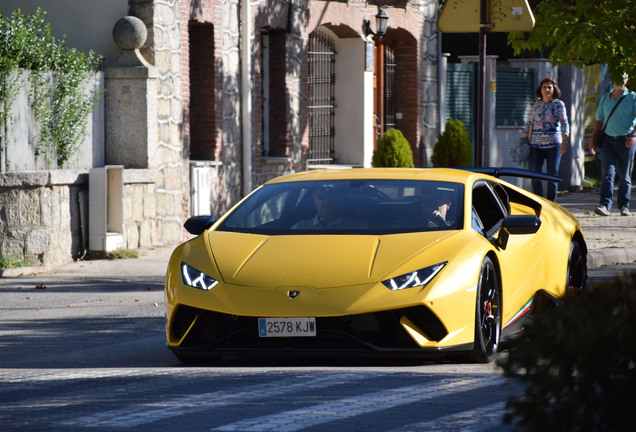 Lamborghini Huracán LP640-4 Performante