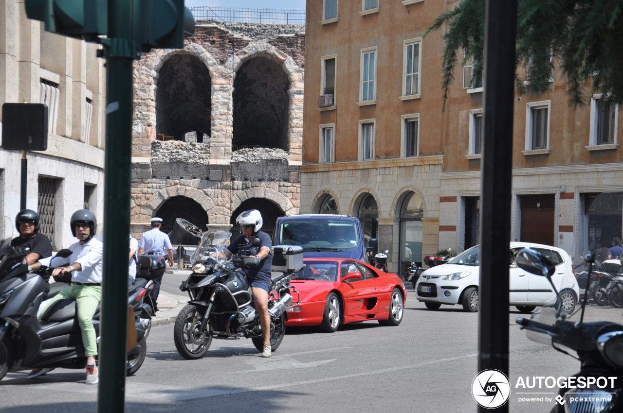 Ferrari F355 Berlinetta