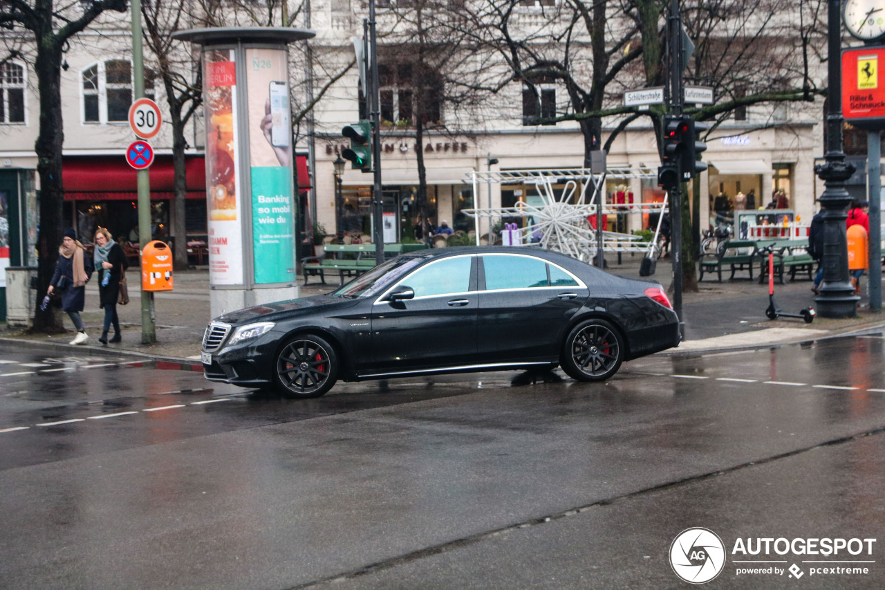 Mercedes-Benz S 63 AMG V222