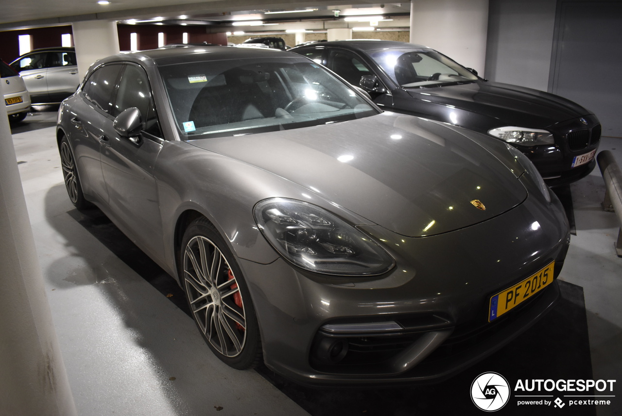 Porsche 971 Panamera Turbo Sport Turismo