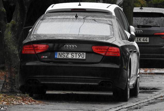 Audi S8 D4