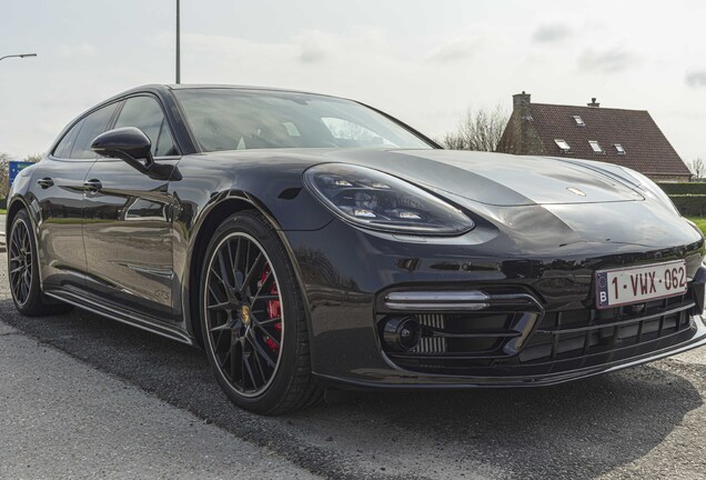 Porsche 971 Panamera GTS Sport Turismo