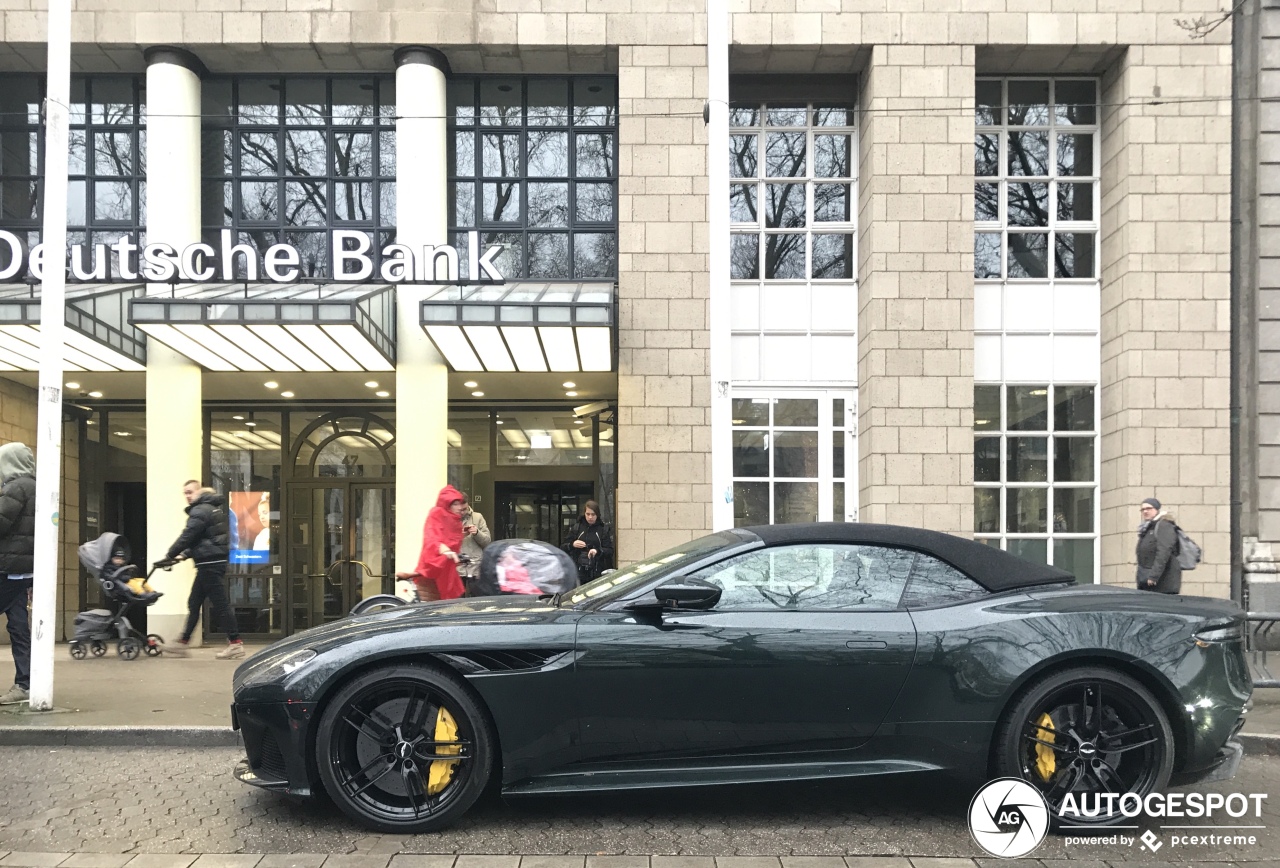 Aston Martin DBS Superleggera Volante