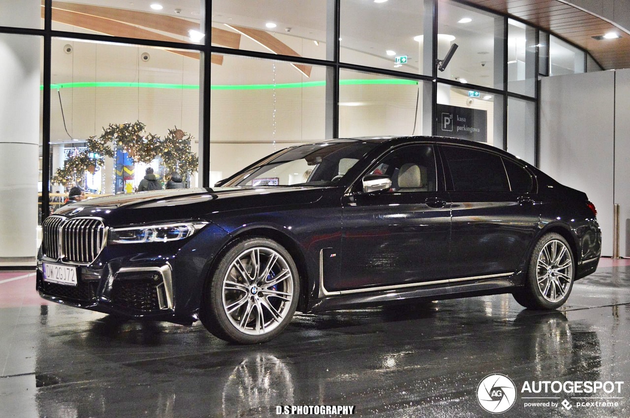 BMW M760Li xDrive 2019