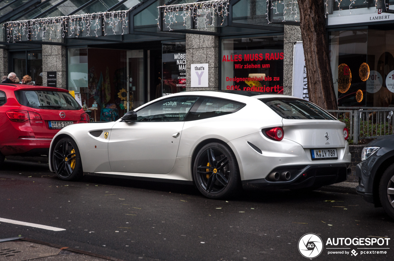 Ferrari FF