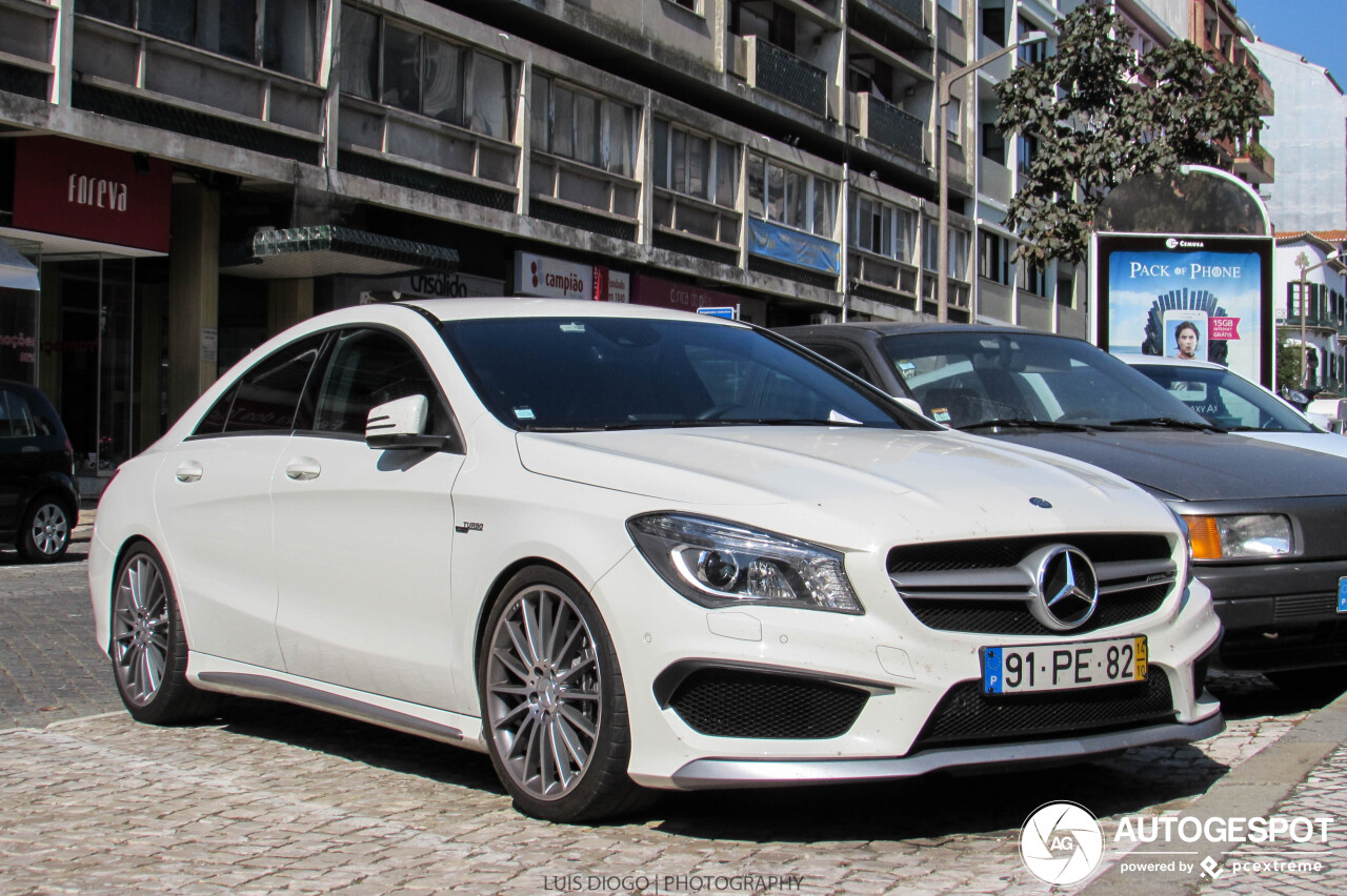 Mercedes-Benz CLA 45 AMG C117