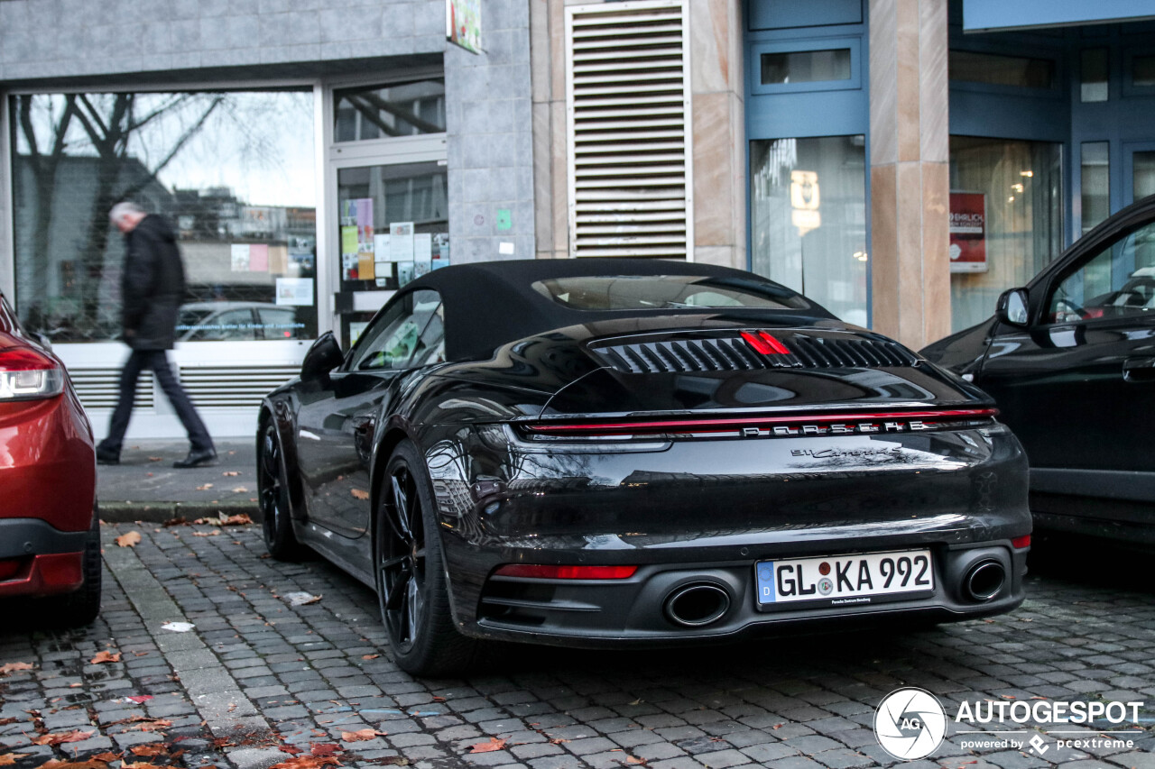 Porsche 992 Carrera 4S Cabriolet