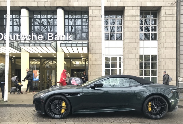 Aston Martin DBS Superleggera Volante