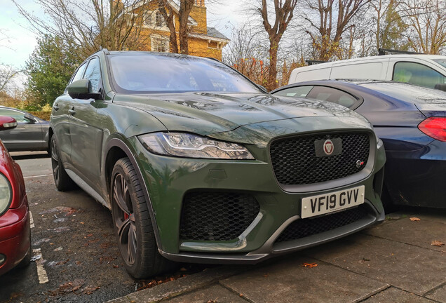 Jaguar F-PACE SVR
