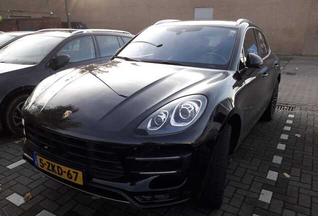 Porsche 95B Macan Turbo