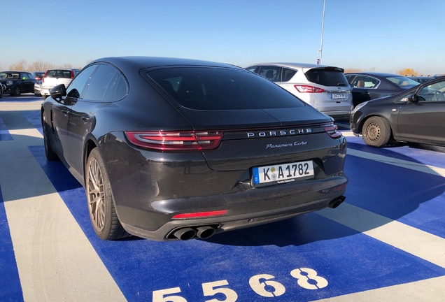 Porsche 971 Panamera Turbo