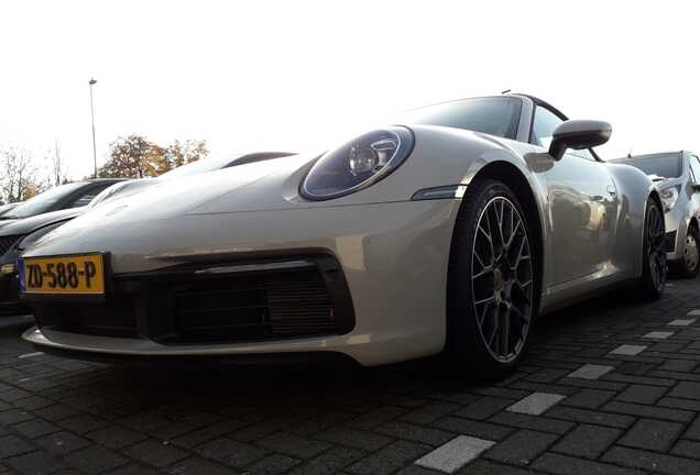 Porsche 992 Carrera 4S Cabriolet