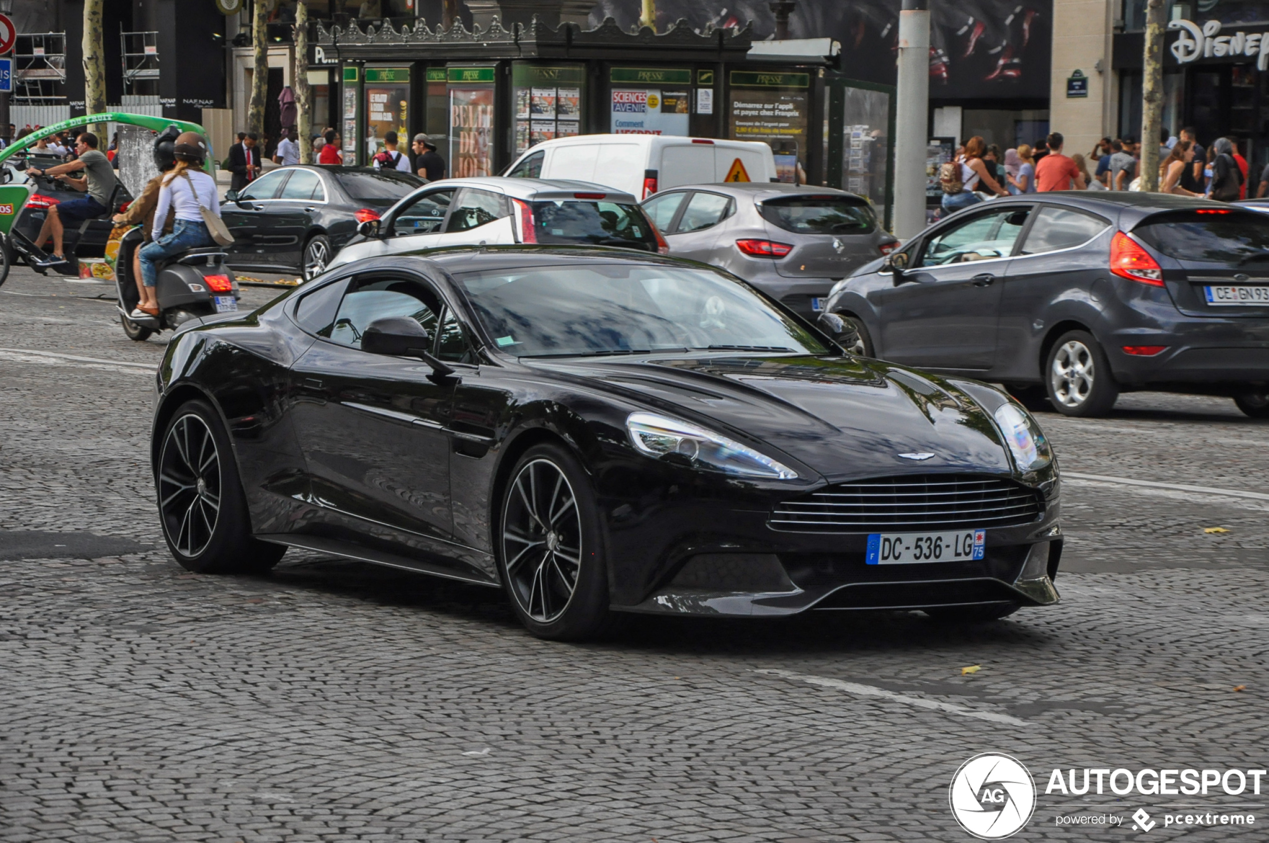 Aston Martin Vanquish 2013