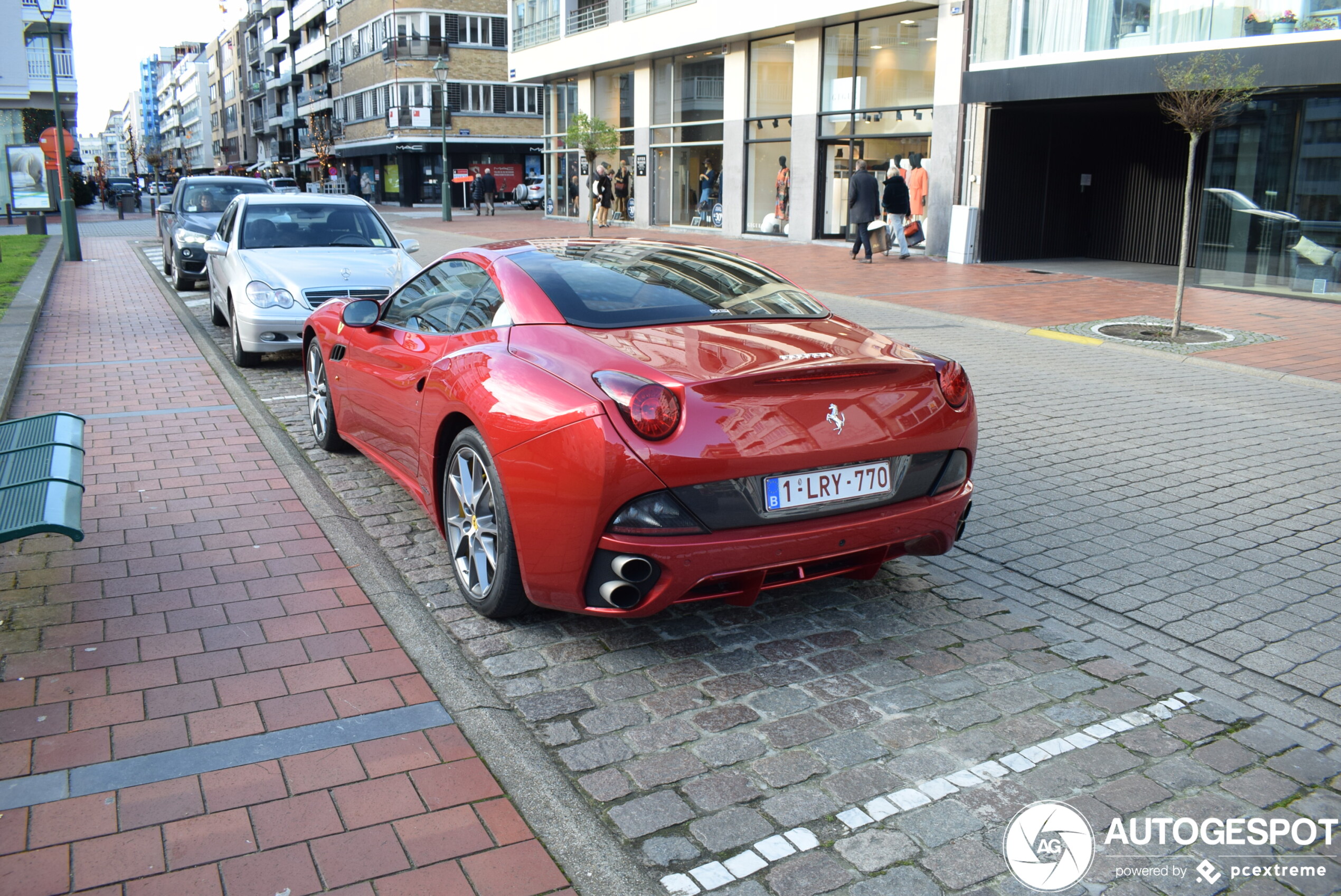 Ferrari California