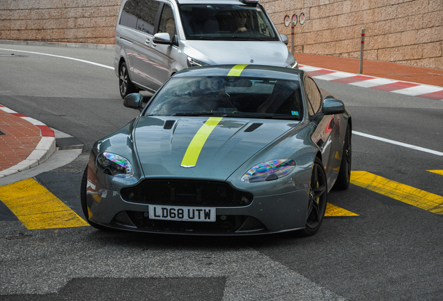 Aston Martin V8 Vantage AMR