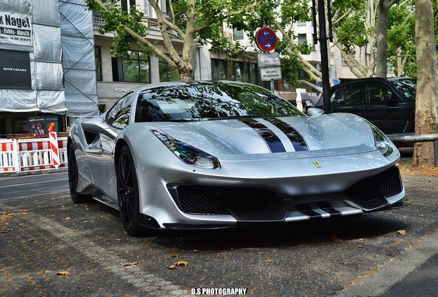 Ferrari 488 Pista