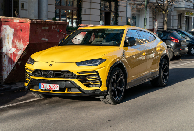 Lamborghini Urus