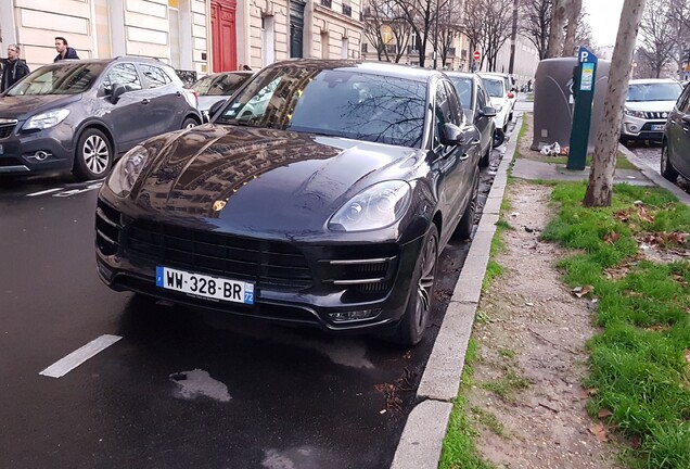 Porsche 95B Macan Turbo