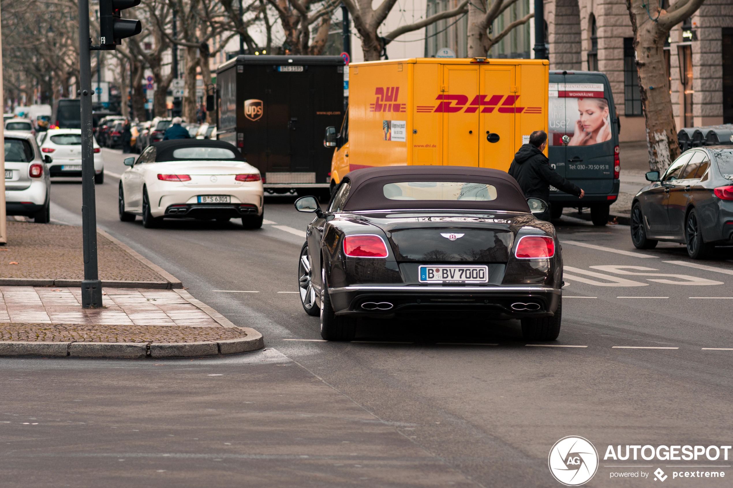 Bentley Continental GTC V8 S 2016 Timeless Series