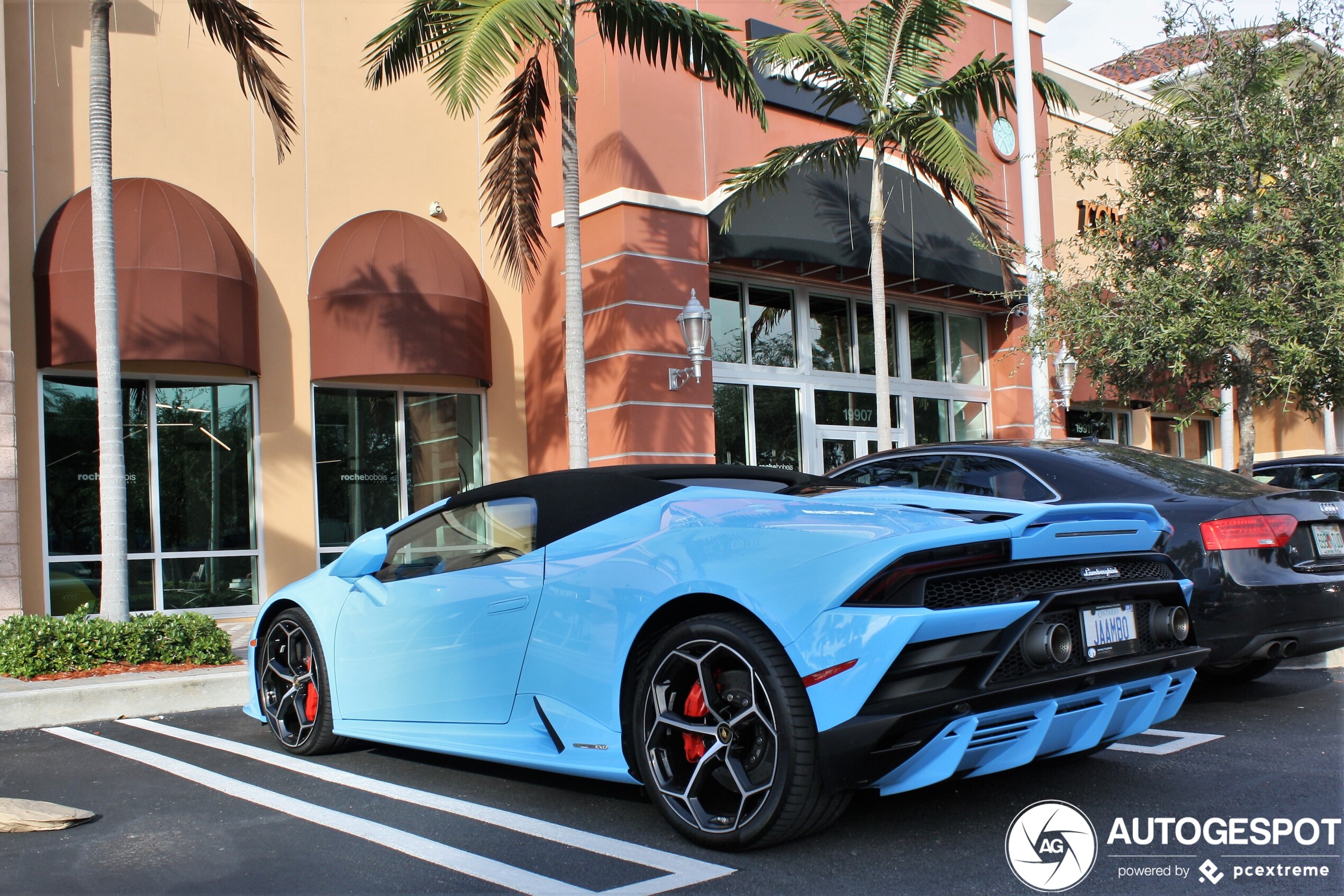 Lamborghini Huracán LP640-4 EVO Spyder