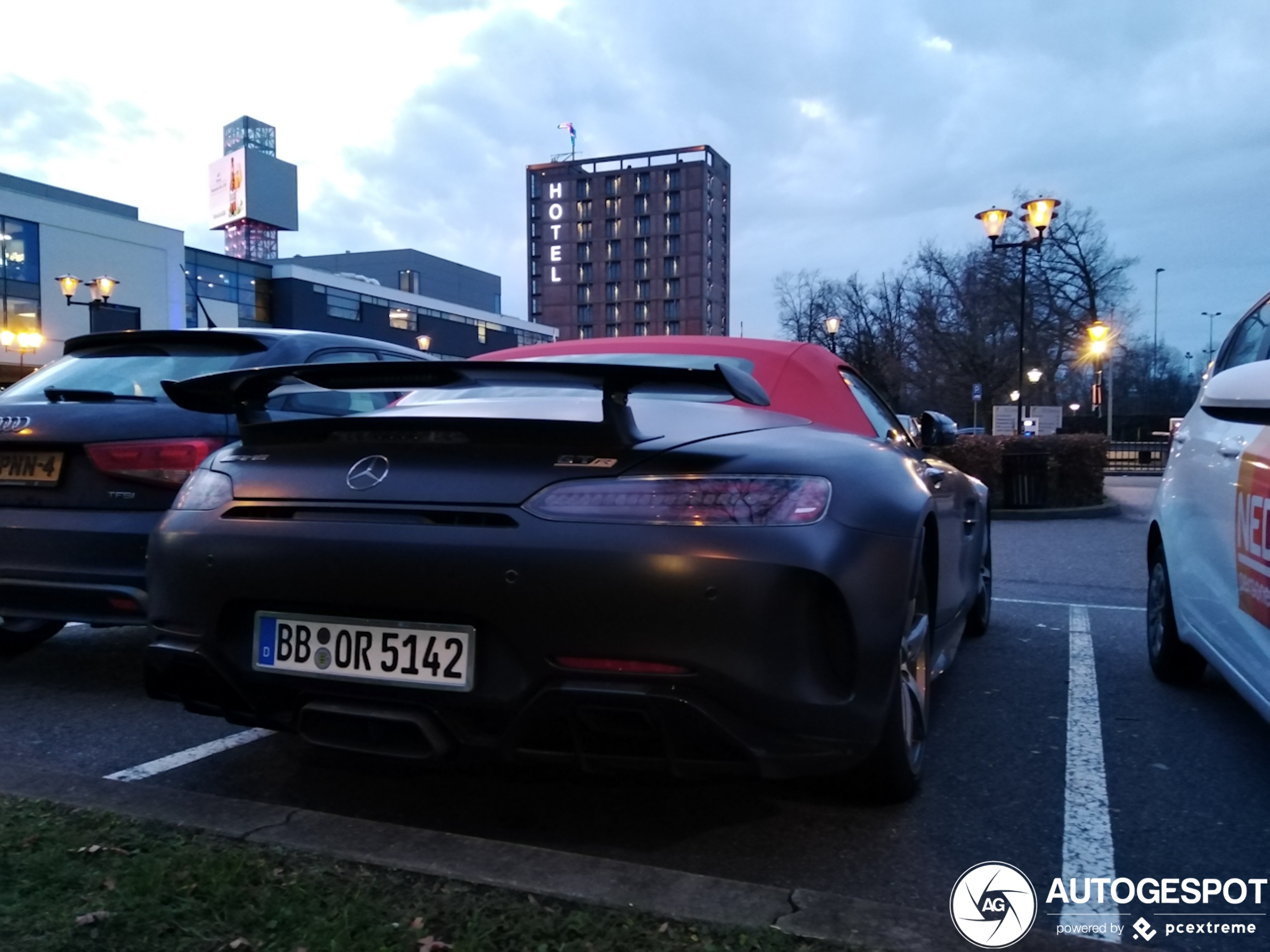 Mercedes-AMG GT R Roadster R190