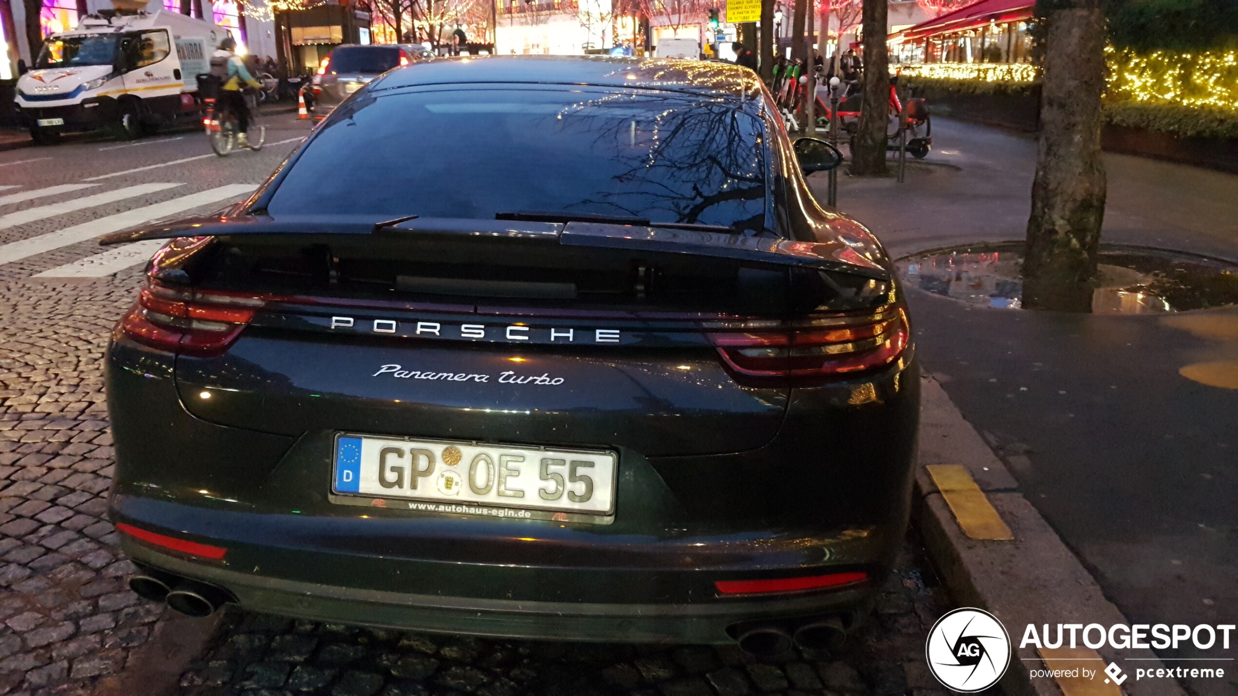 Porsche 971 Panamera Turbo