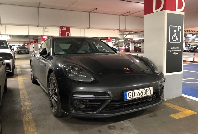 Porsche 971 Panamera Turbo S E-Hybrid