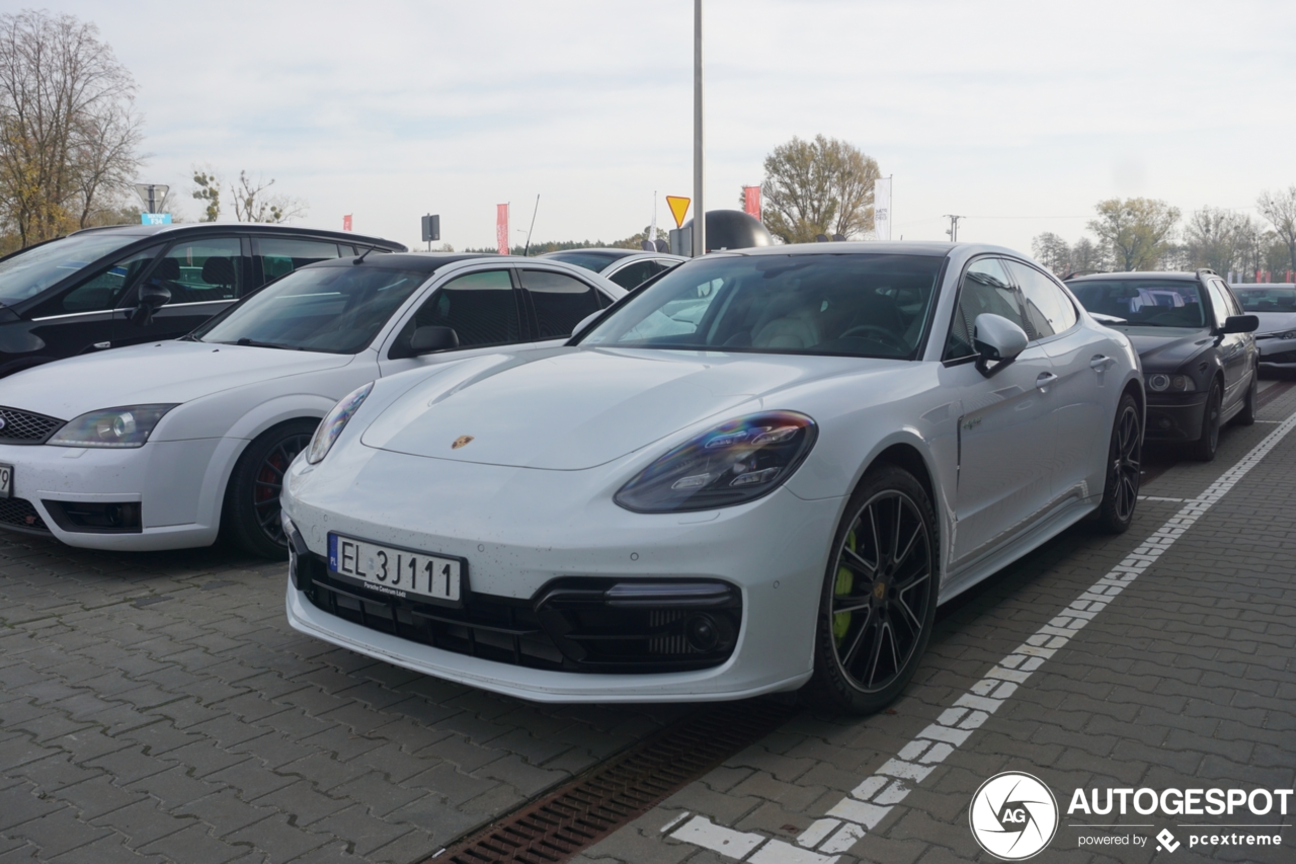 Porsche 971 Panamera Turbo S E-Hybrid