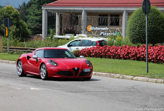 Alfa Romeo 4C Coupé