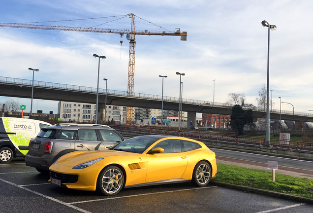 Ferrari GTC4Lusso T