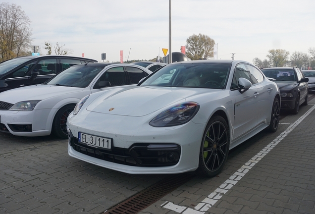 Porsche 971 Panamera Turbo S E-Hybrid