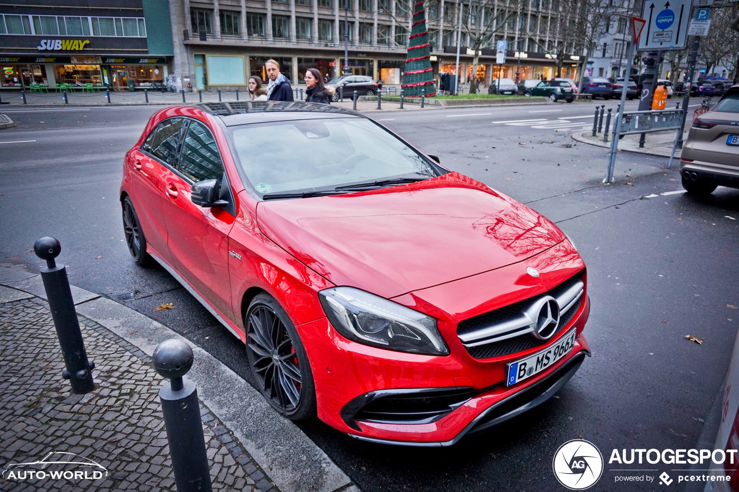 Mercedes-AMG A 45 W176 2015