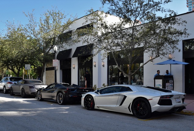 Lamborghini Aventador LP700-4