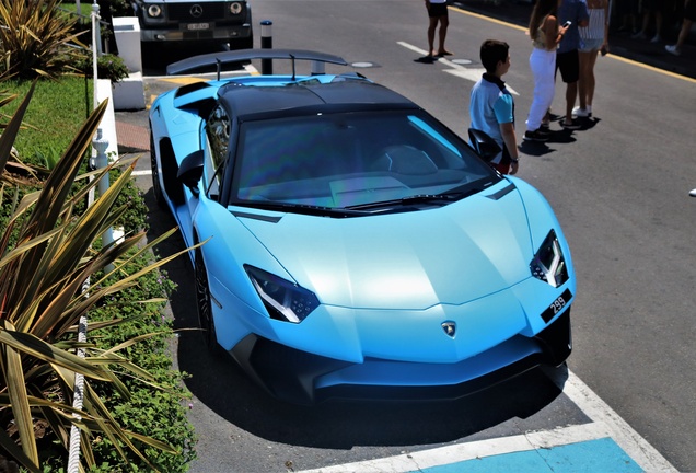 Lamborghini Aventador LP750-4 SuperVeloce Roadster