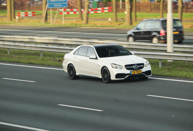 Mercedes-Benz E 63 AMG S W212