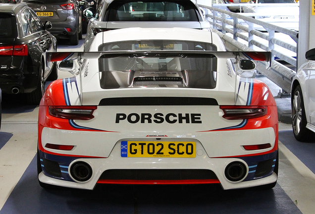 Porsche 991 GT2 RS Weissach Package