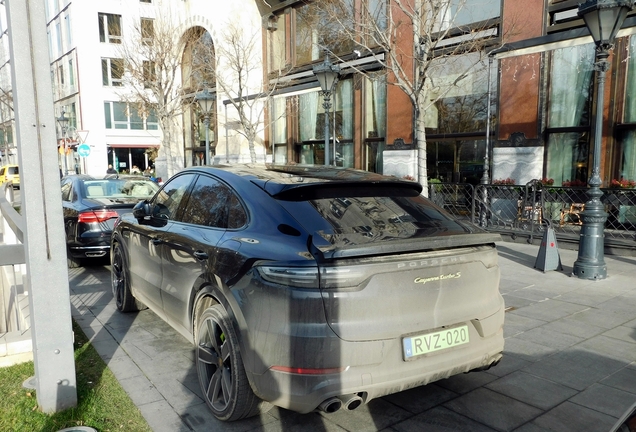 Porsche Cayenne Coupé Turbo S E-Hybrid