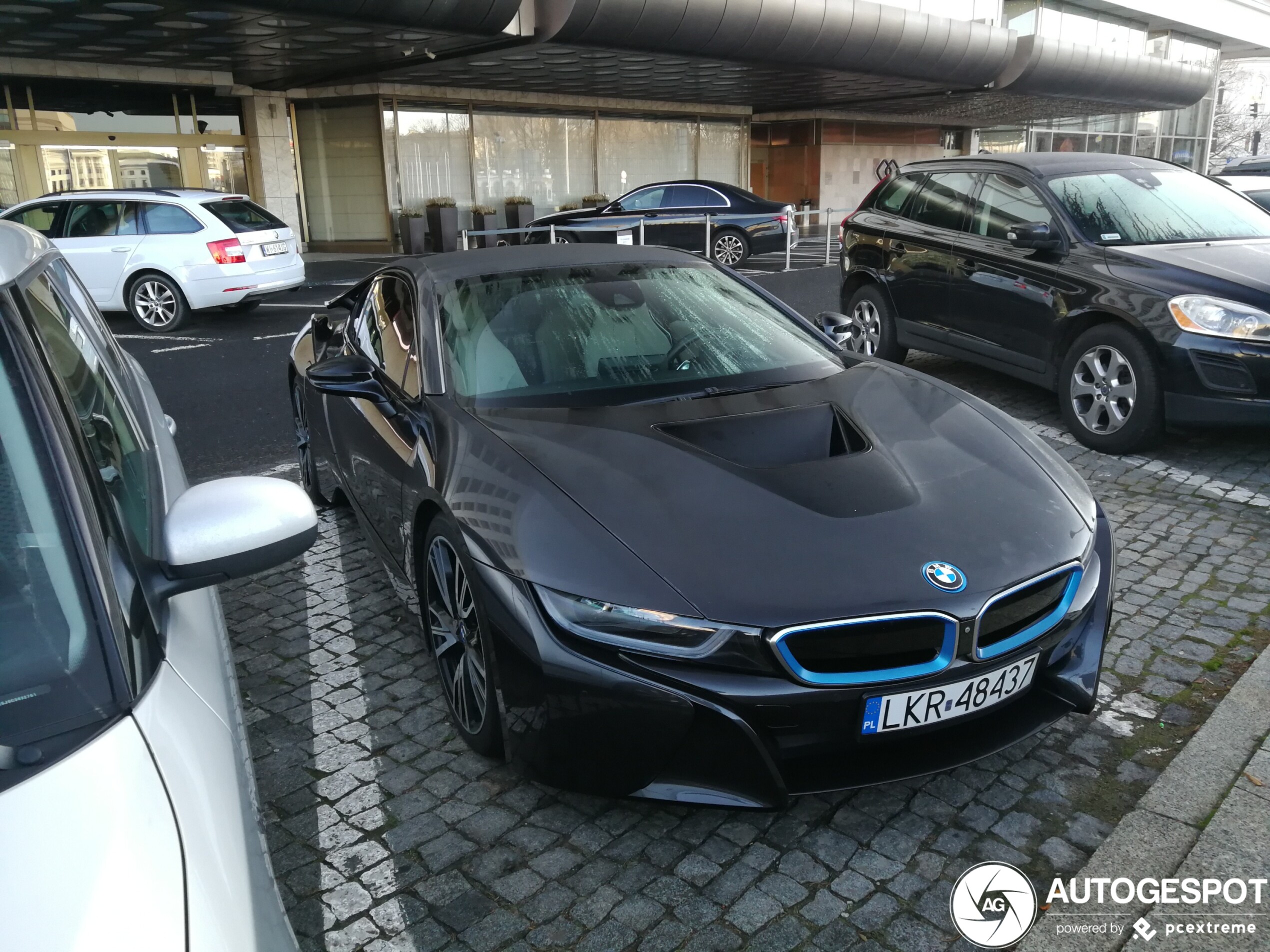 BMW i8