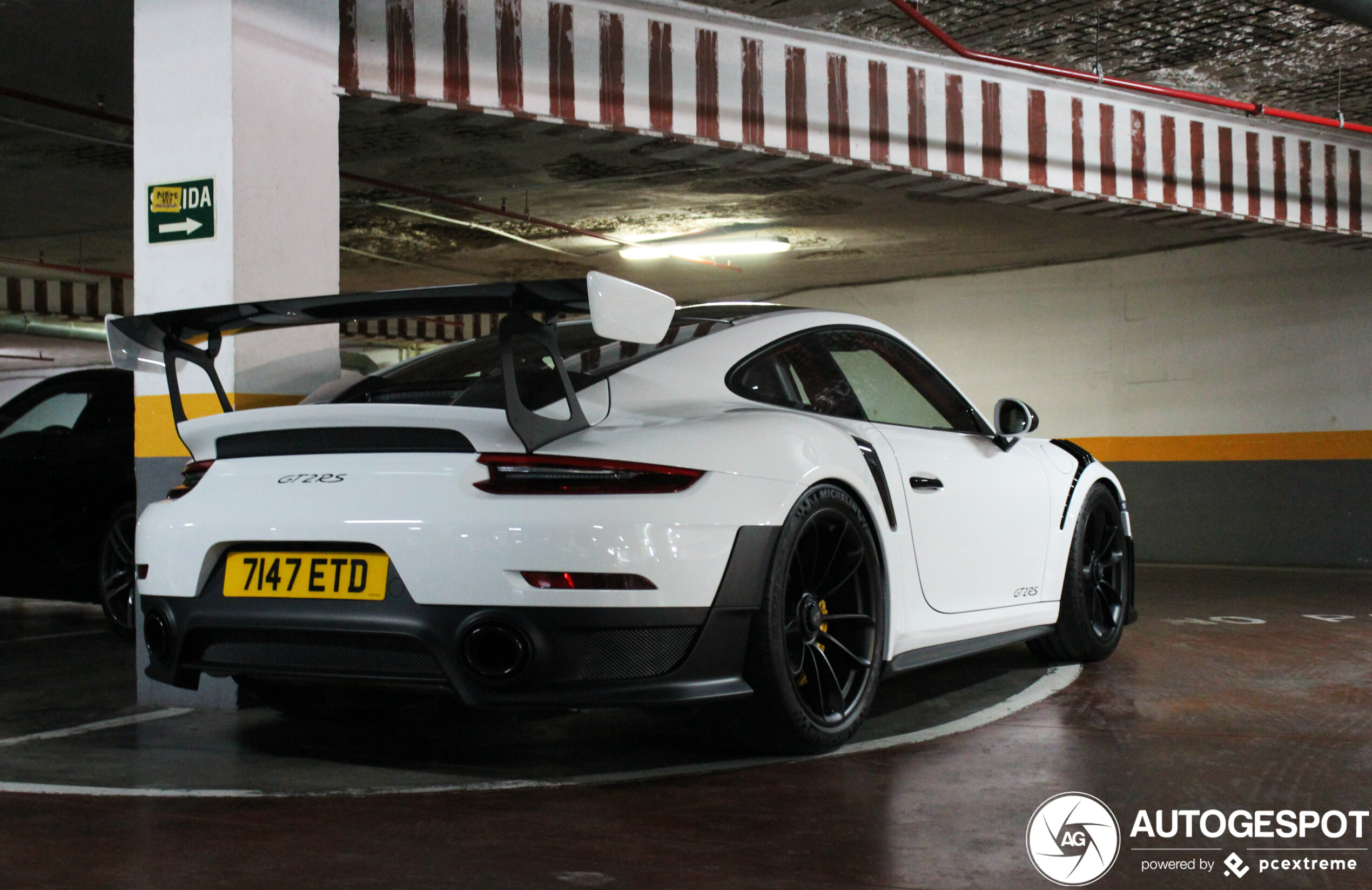 Porsche 991 GT2 RS Weissach Package