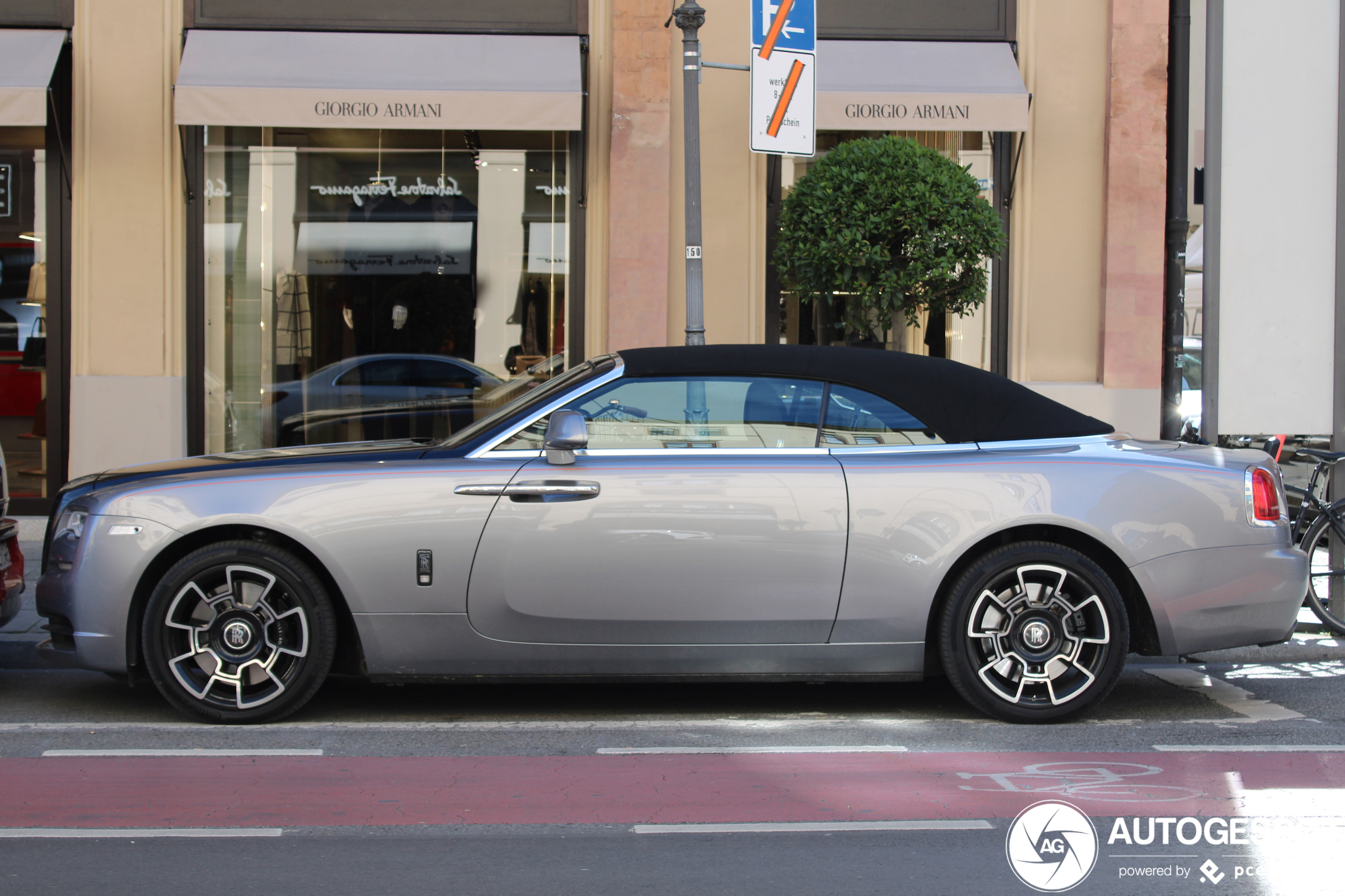 Rolls-Royce Dawn Black Badge