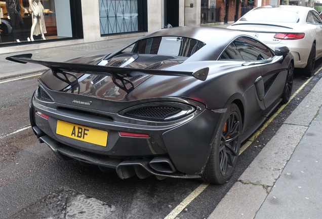 McLaren 570S