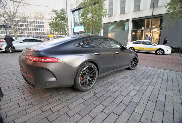 Mercedes-AMG GT 63 S X290