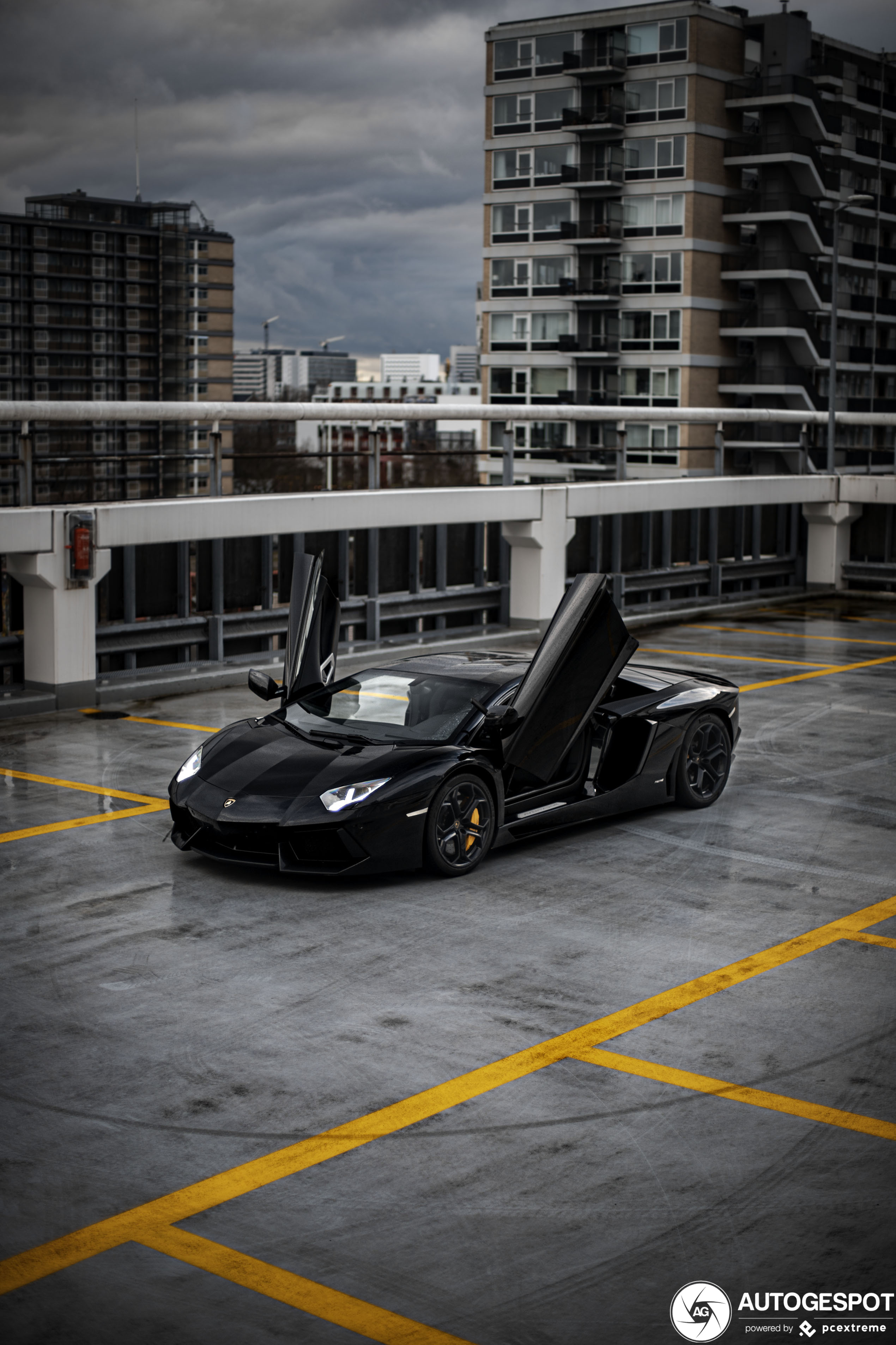 Lamborghini Aventador LP700-4 pakt de volle aandacht